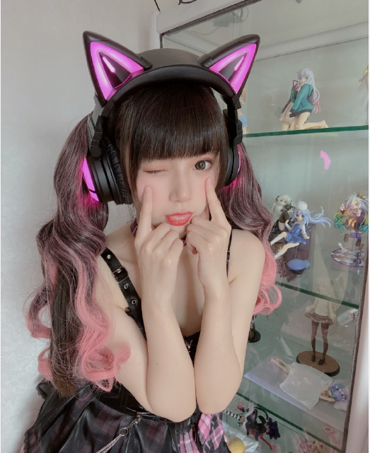 陪玩妹子小美很听话的照片3