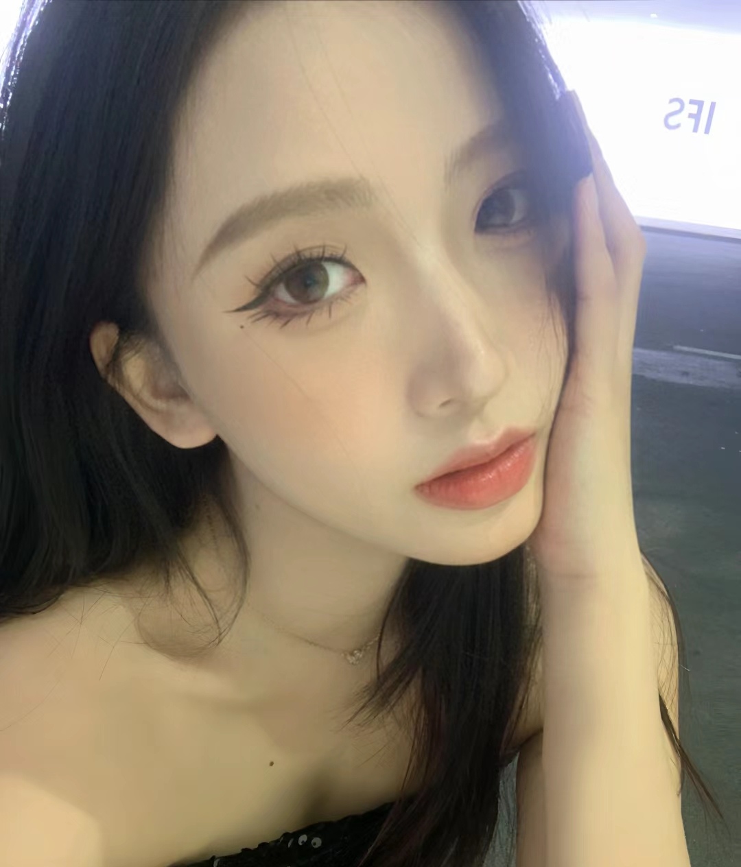 陪玩妹子Tღ池雾的照片1