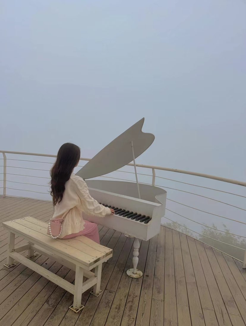 陪玩妹子寻水鱼的照片2