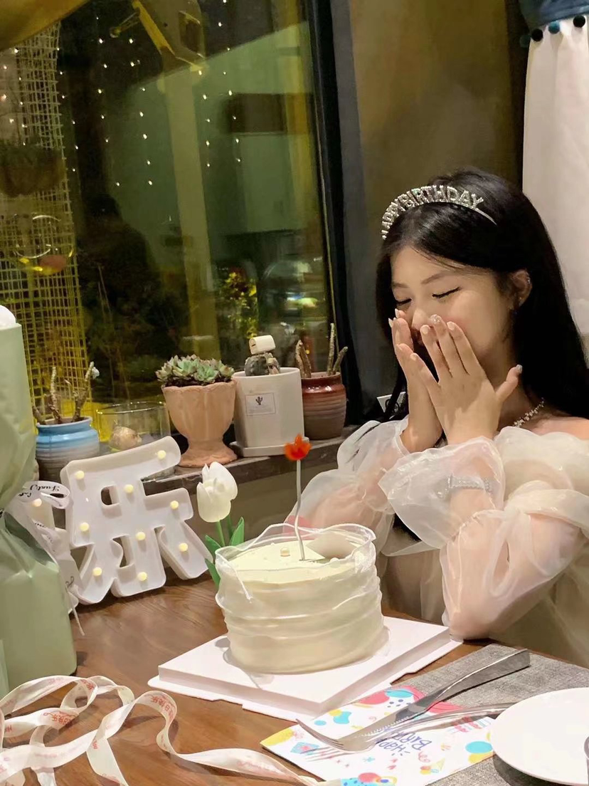 陪玩妹子在在才不坏的照片3