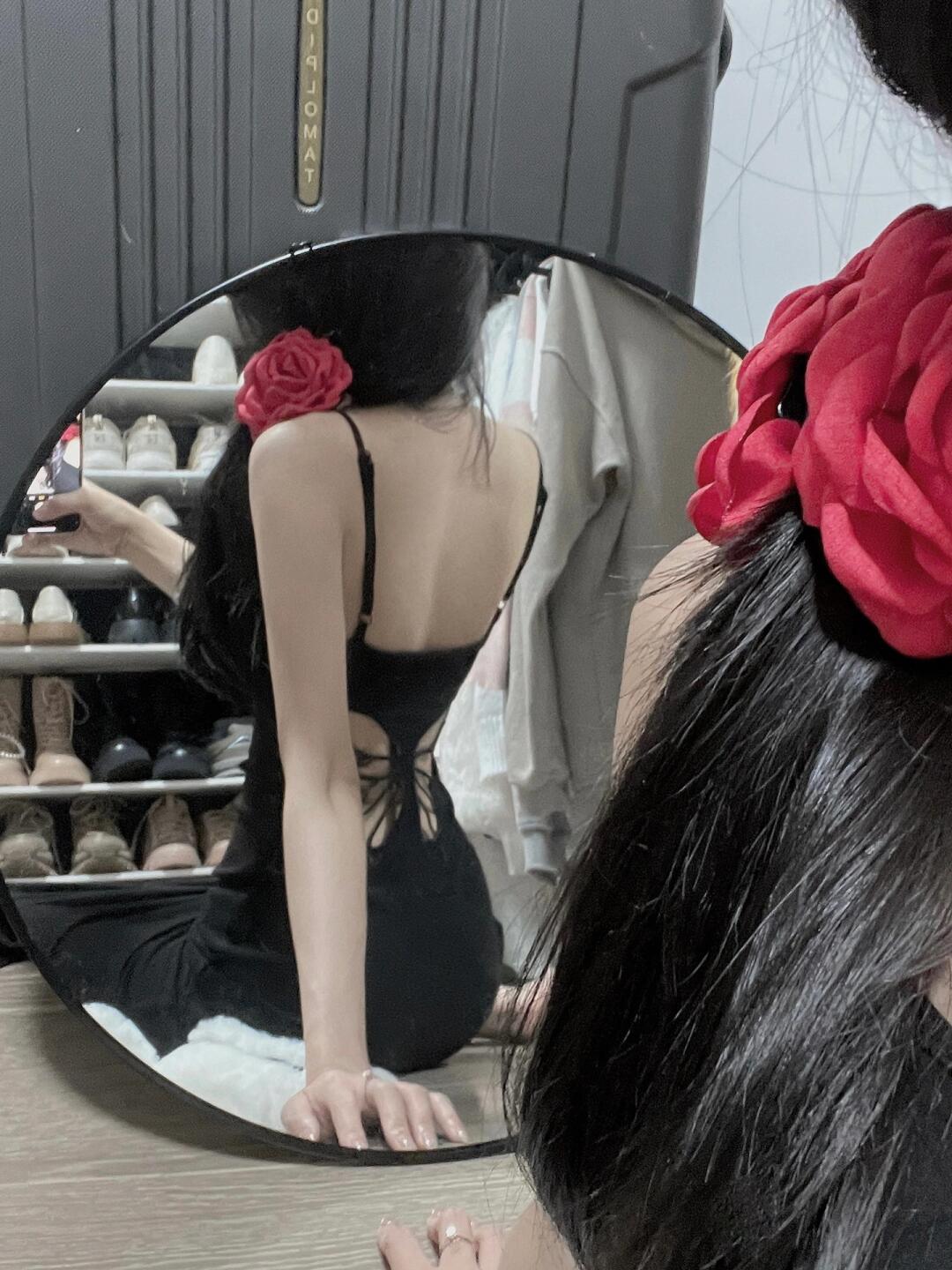 陪玩妹子竹槐的照片2