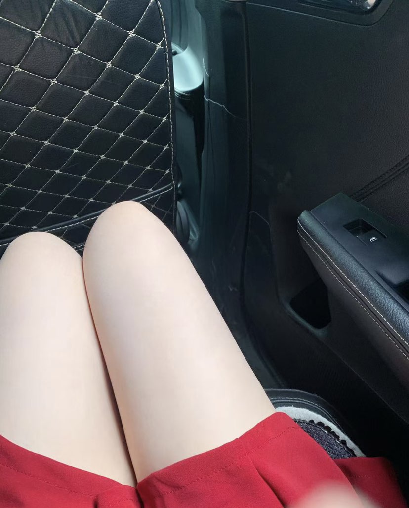 陪玩妹子明天_的照片6