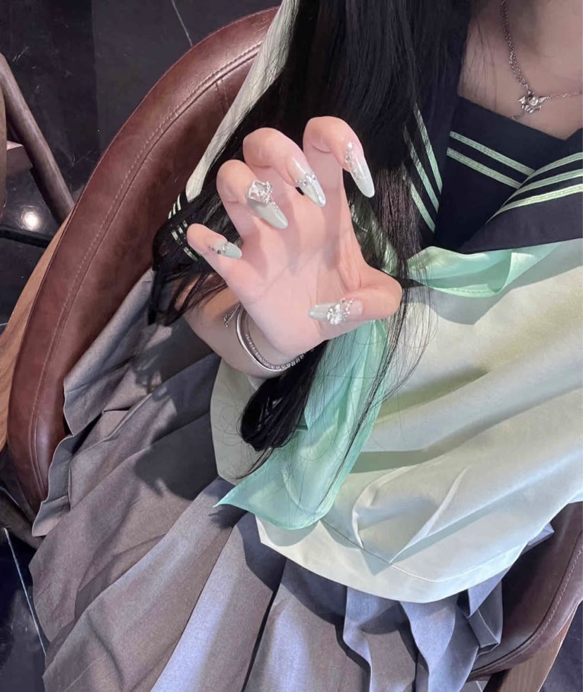 陪玩妹子呆呆小九的照片1