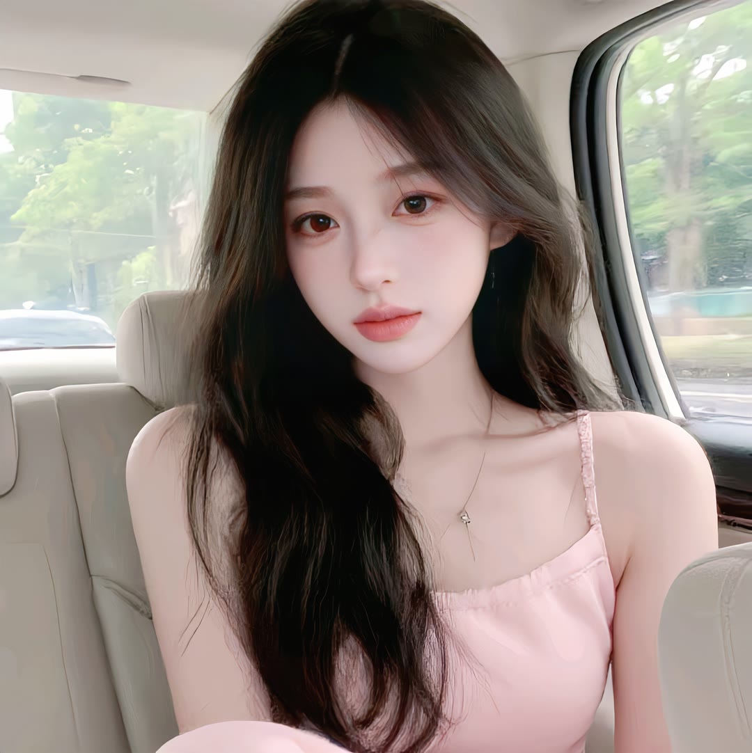 陪玩妹子私藏小皇帝的照片2