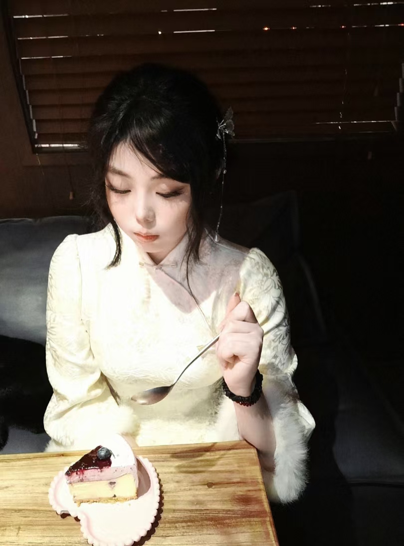 陪玩妹子桑桑妮的照片1