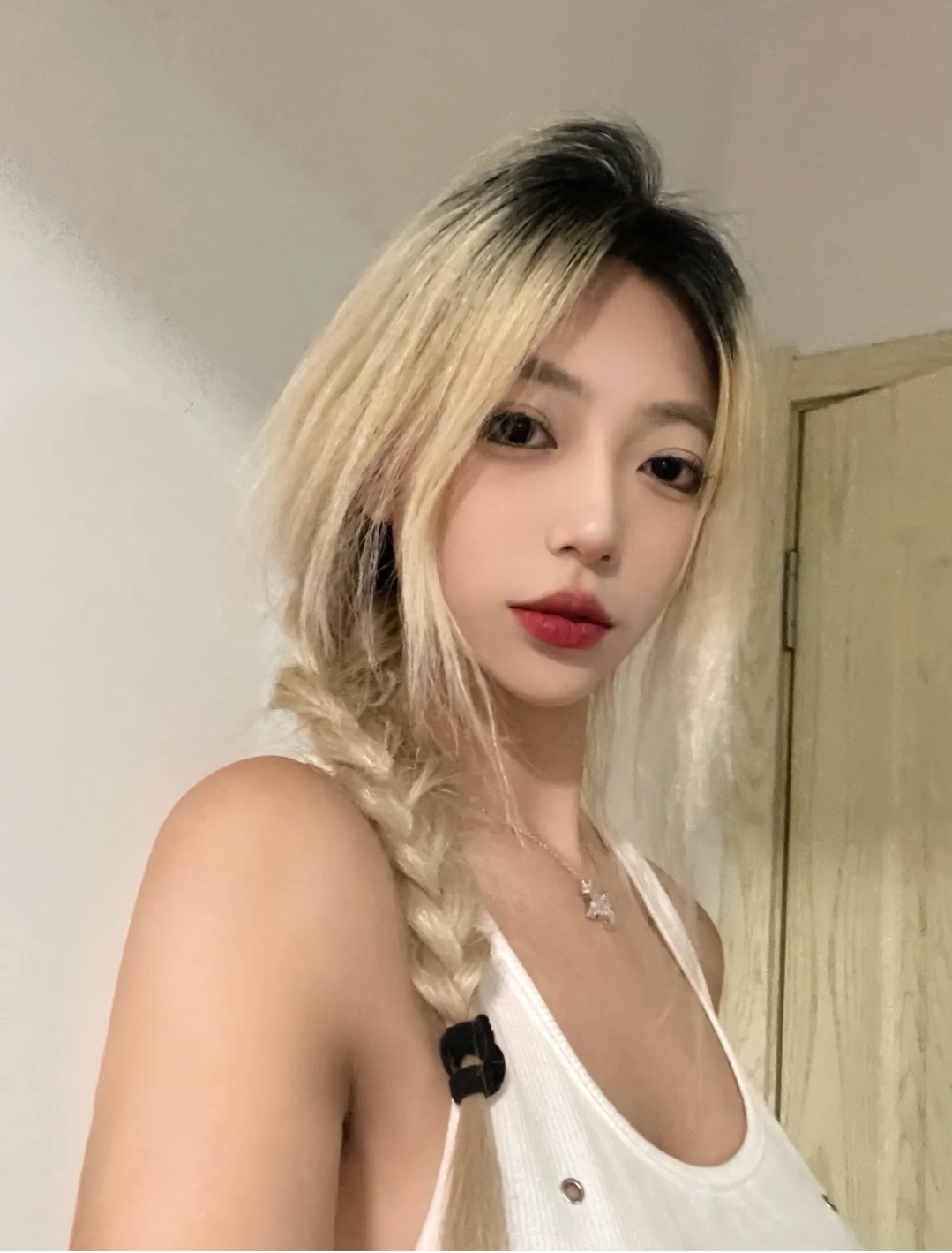 陪玩妹子人间百香果的照片1