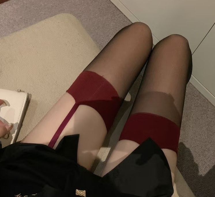 陪玩妹子想起床看日出。的照片1