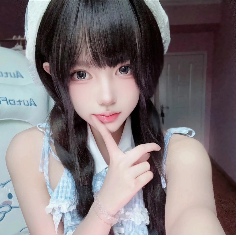 陪玩妹子淘气楠的照片2