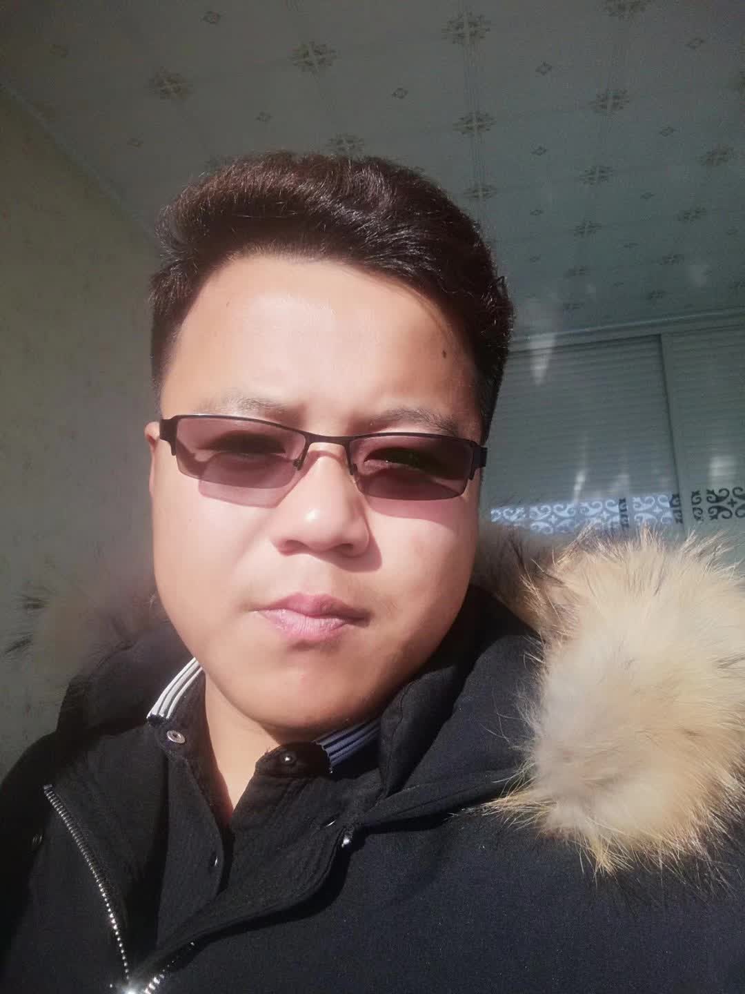 陪玩妹子风流花少韦小宝的照片1