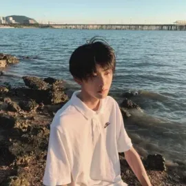 雾言⁹⁴²⁵陪玩