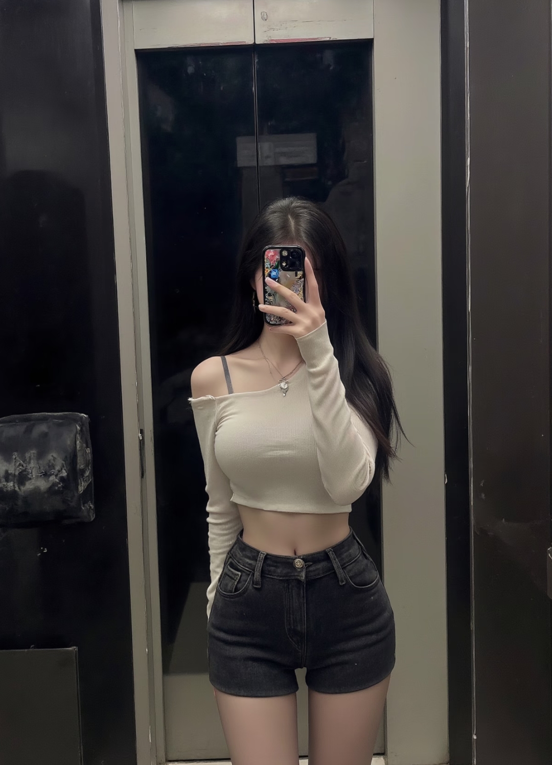 陪玩妹子奶凶、的照片2