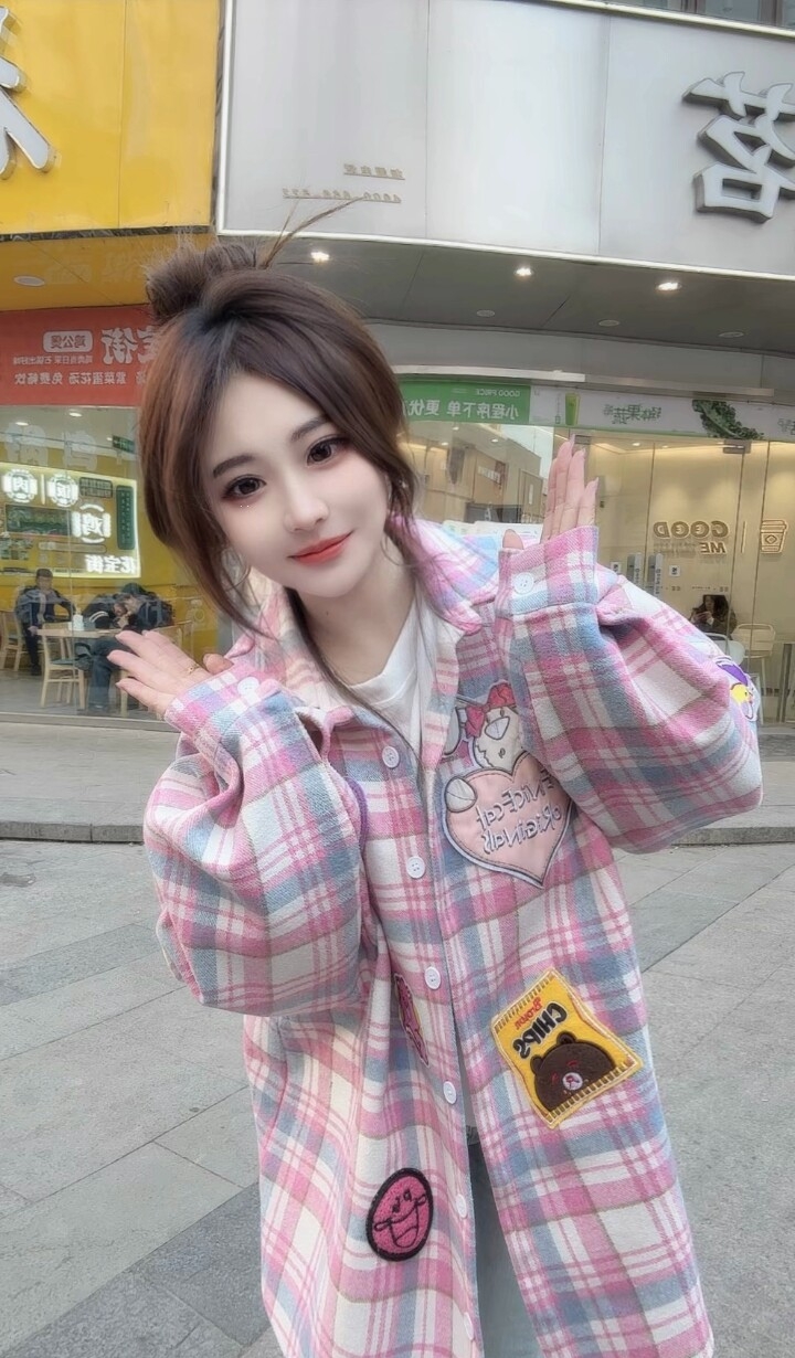 陪玩妹子蔻~的照片1