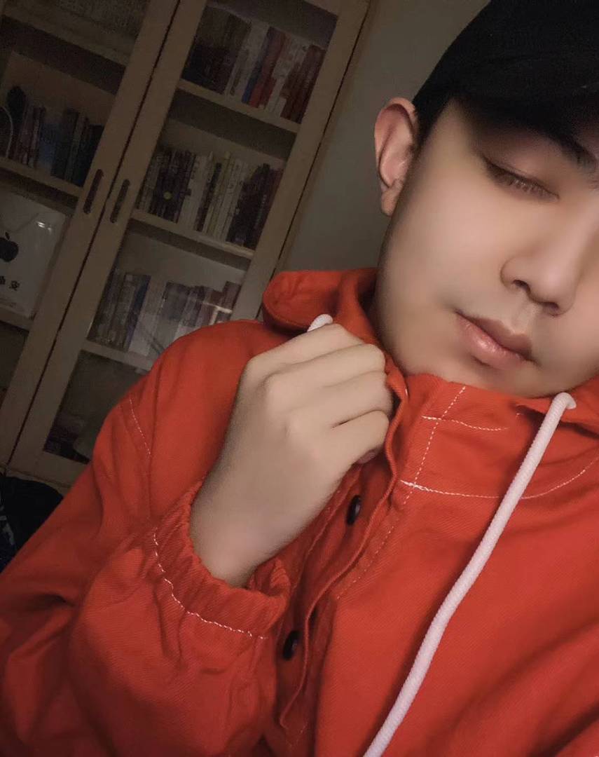 陪玩妹子南南最帅的照片3