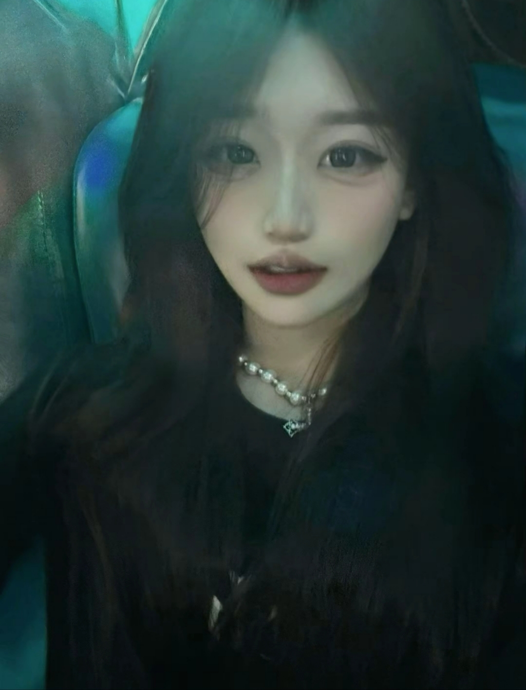 陪玩妹子依依头本的照片2