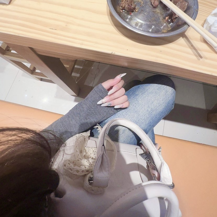 陪玩妹子unrola的照片1