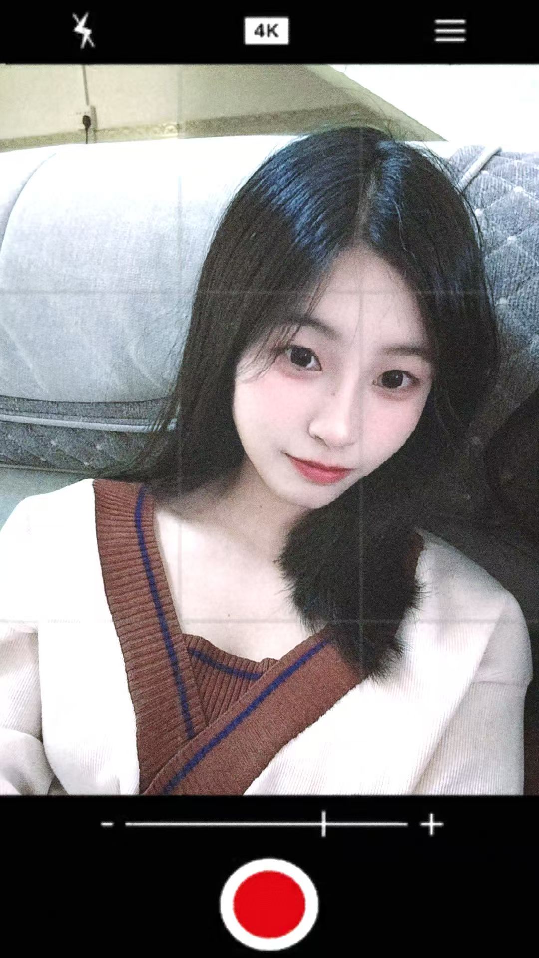 陪玩妹子阿遇：要鲨人了的照片1