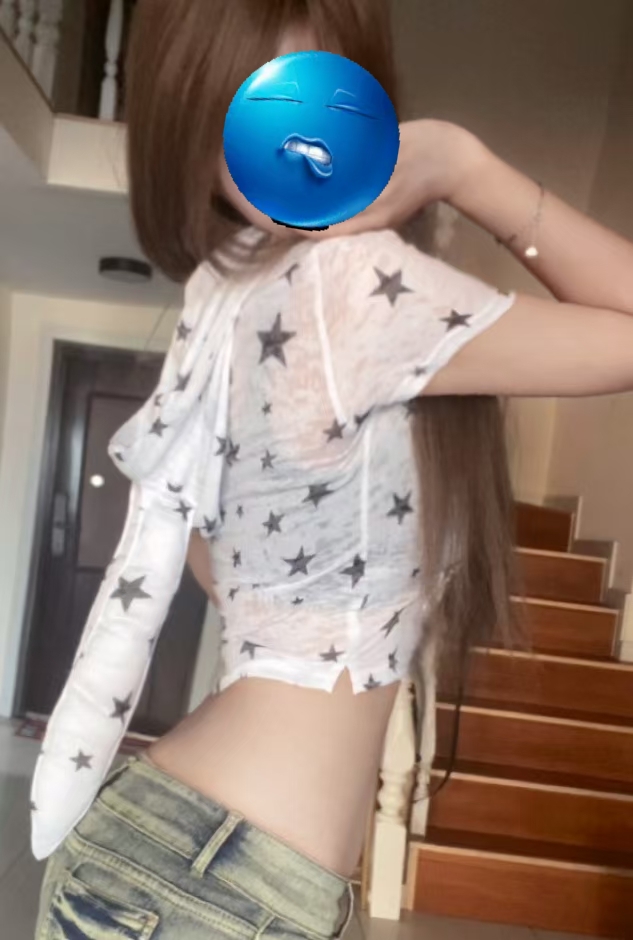 陪玩妹子霜木的照片5