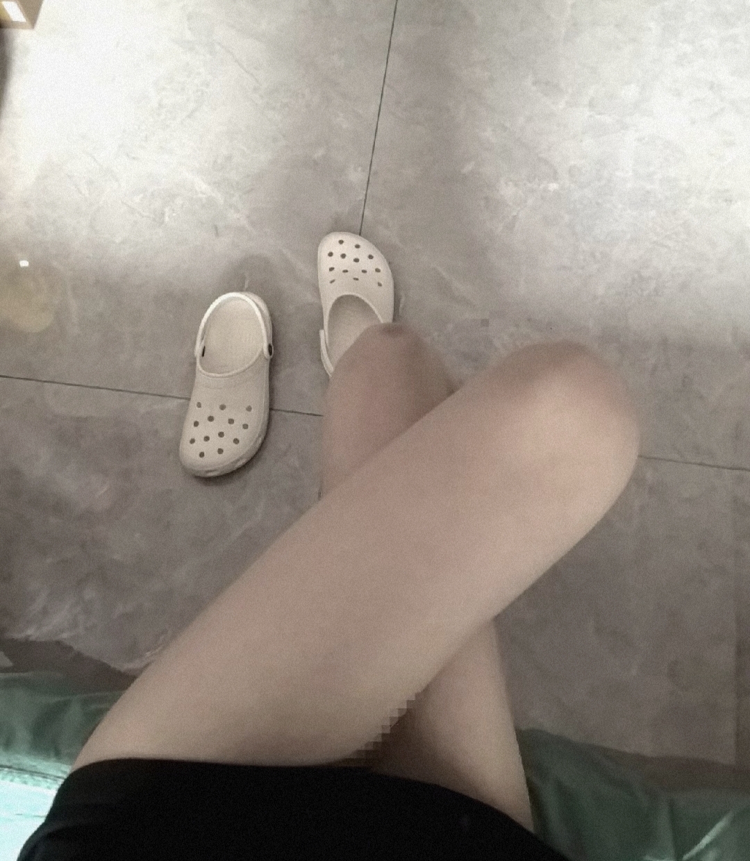 陪玩妹子天真好困的照片1