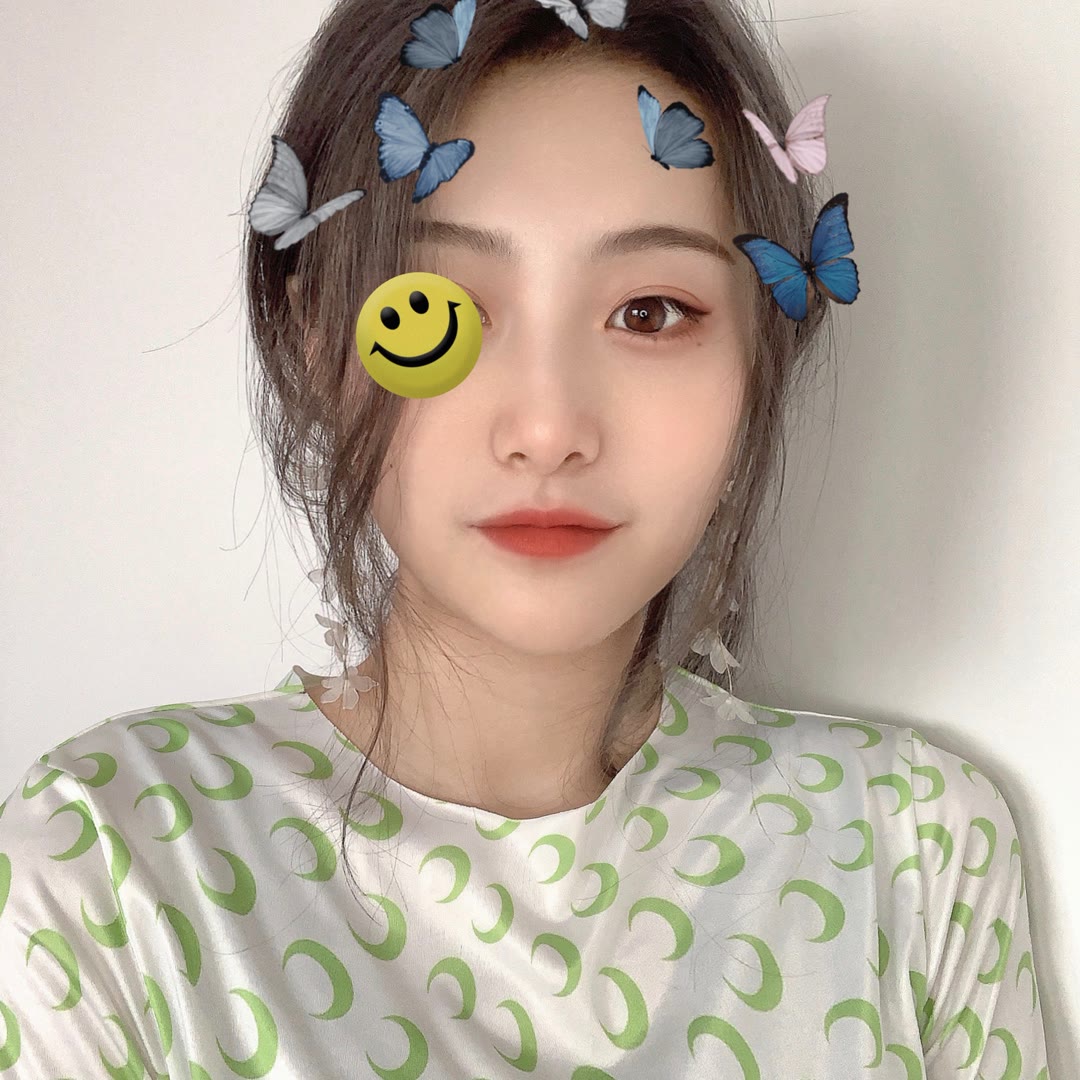 陪玩妹子雅儿选我包满意的照片1