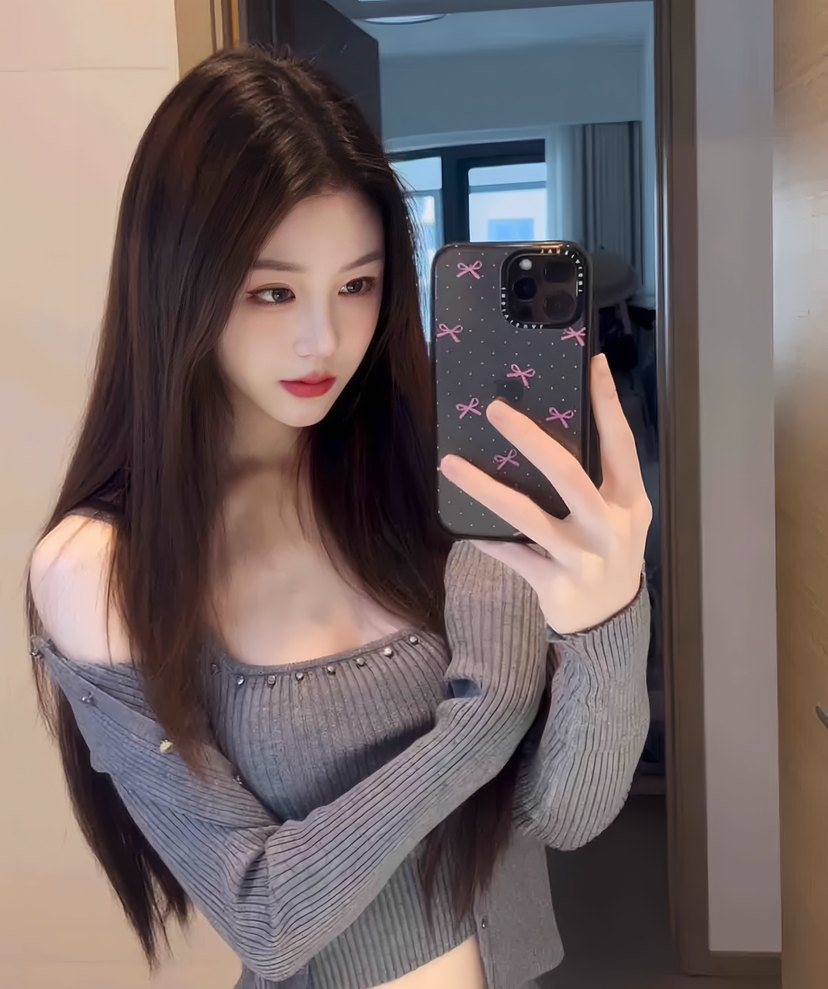 陪玩妹子选我吧，可甜可御的照片2