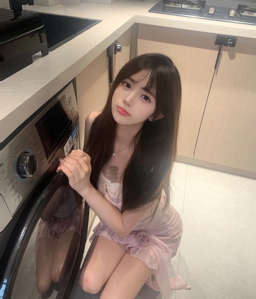 陪玩妹子蜜桃桃的照片2