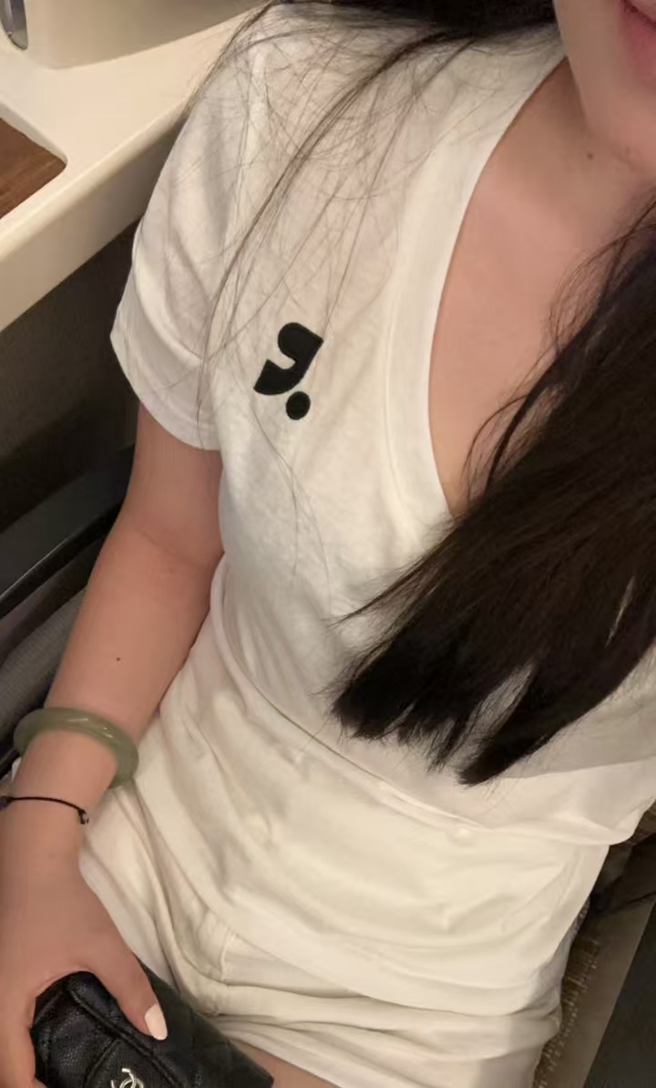 陪玩妹子uzor的照片3