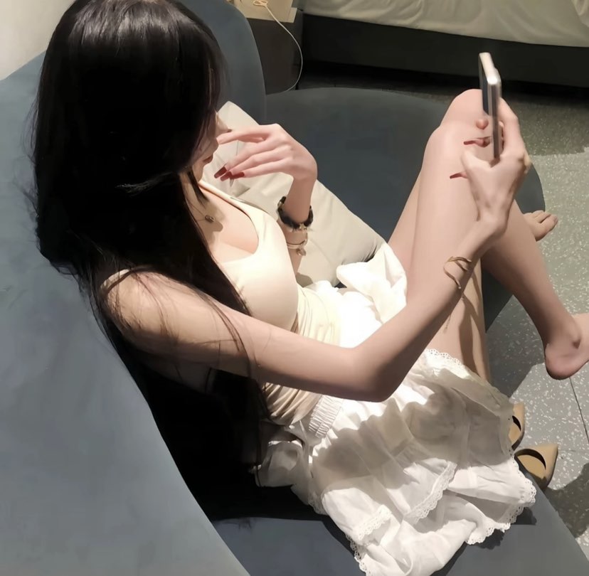 陪玩妹子国服兔宝会撩带飞的照片1