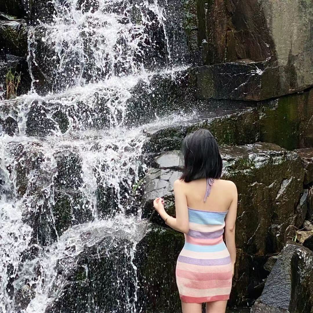 陪玩妹子电竞宝贝夏雨的照片8