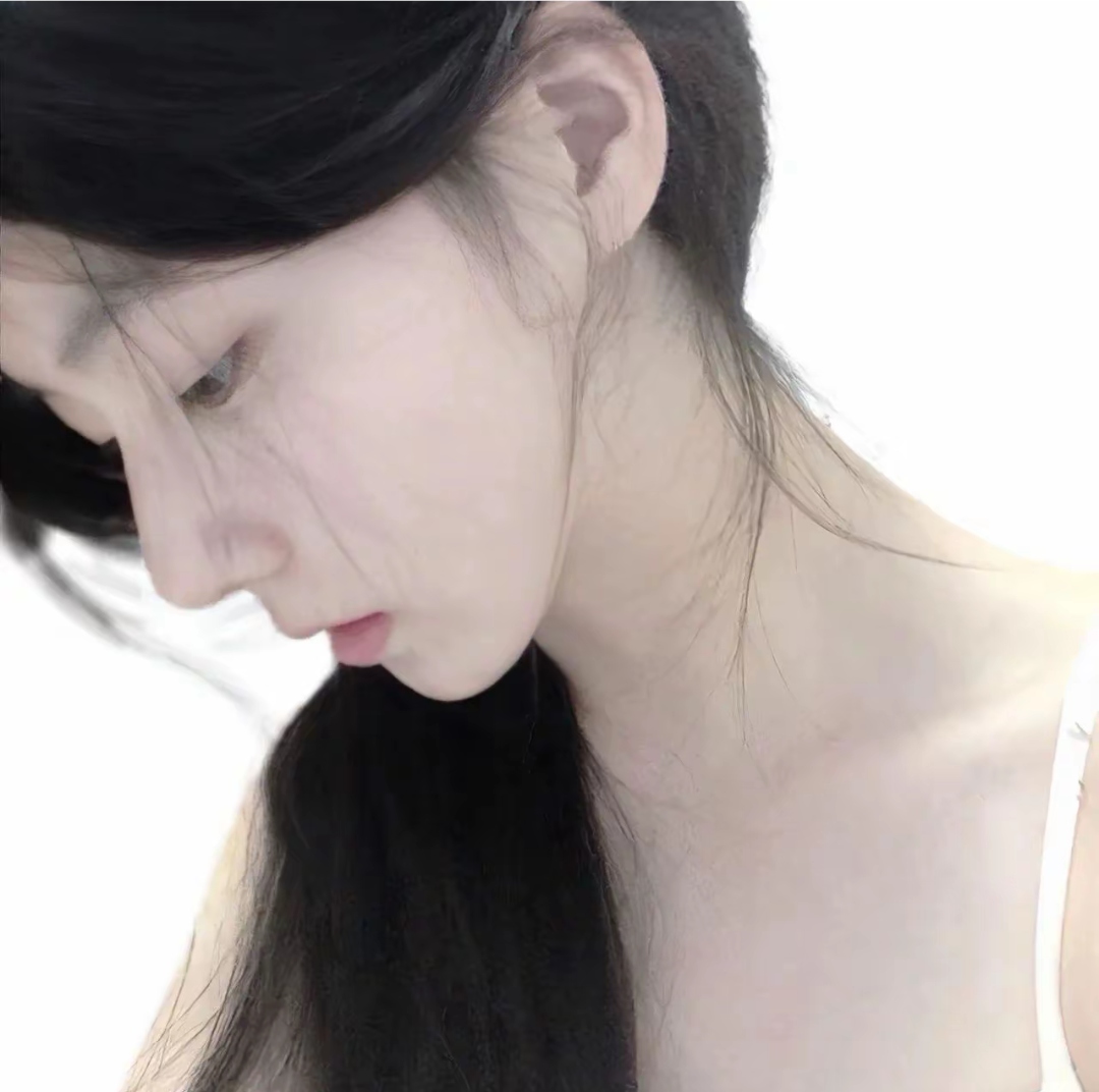陪玩妹子情断~的照片1