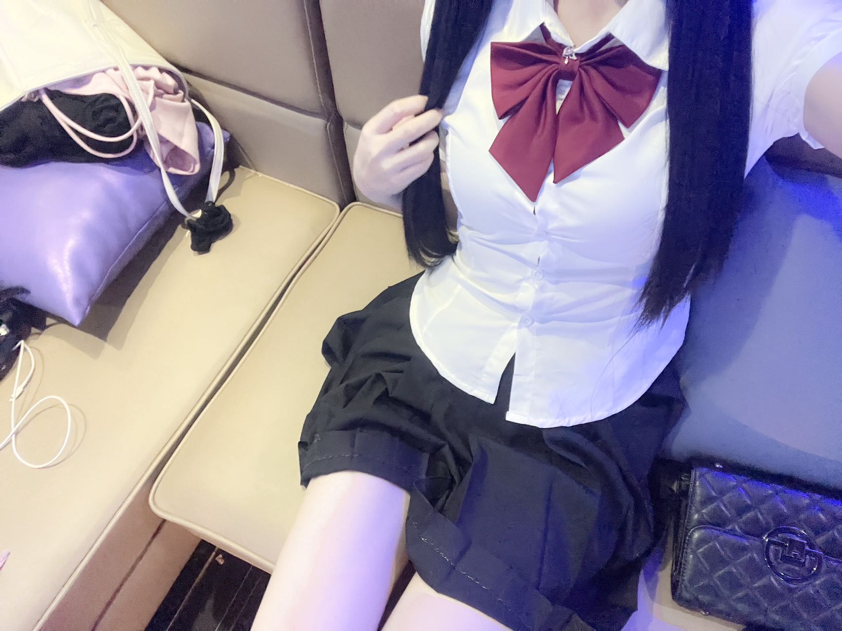 陪玩妹子乖点我就训你的照片2