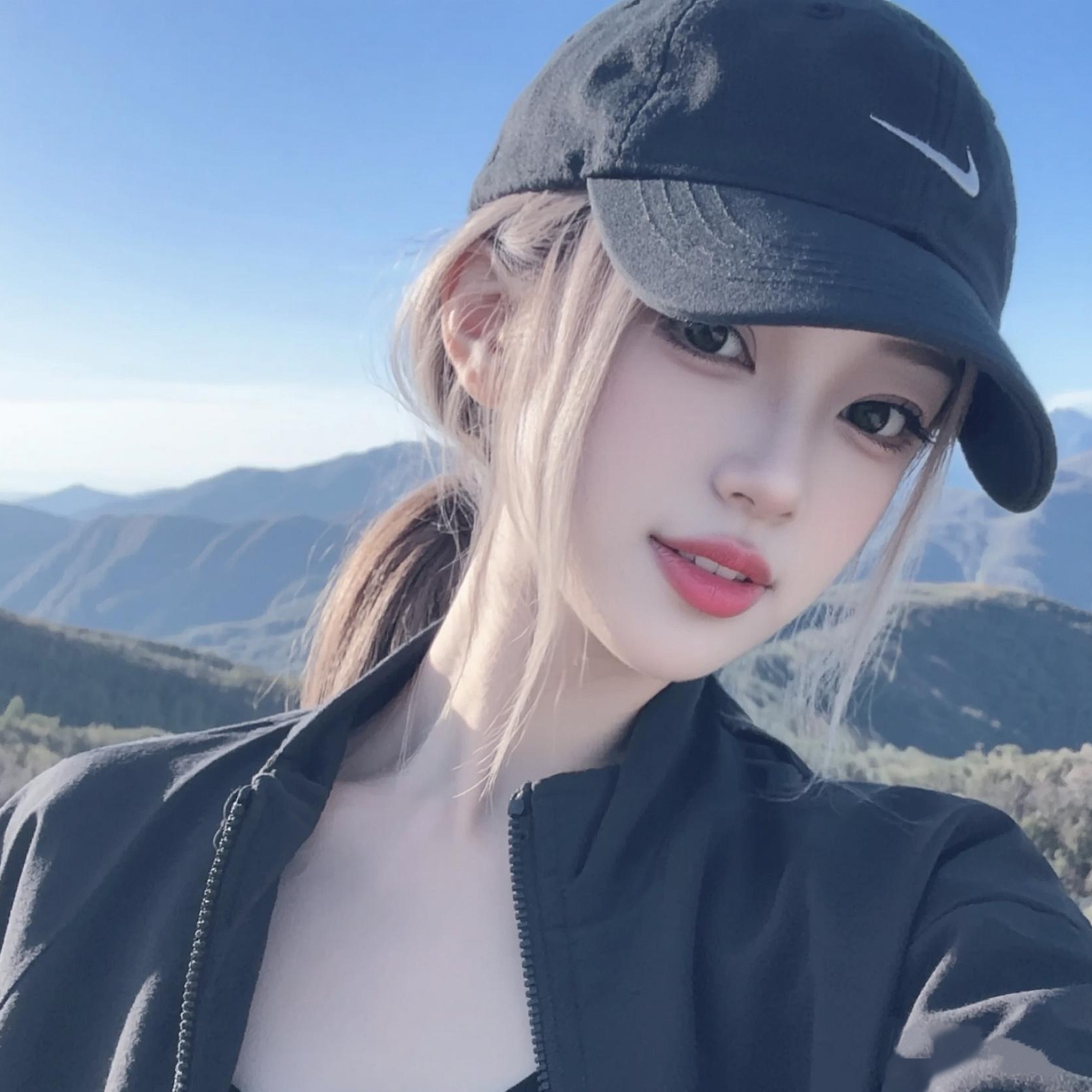 陪玩妹子公子渺ღ的照片1
