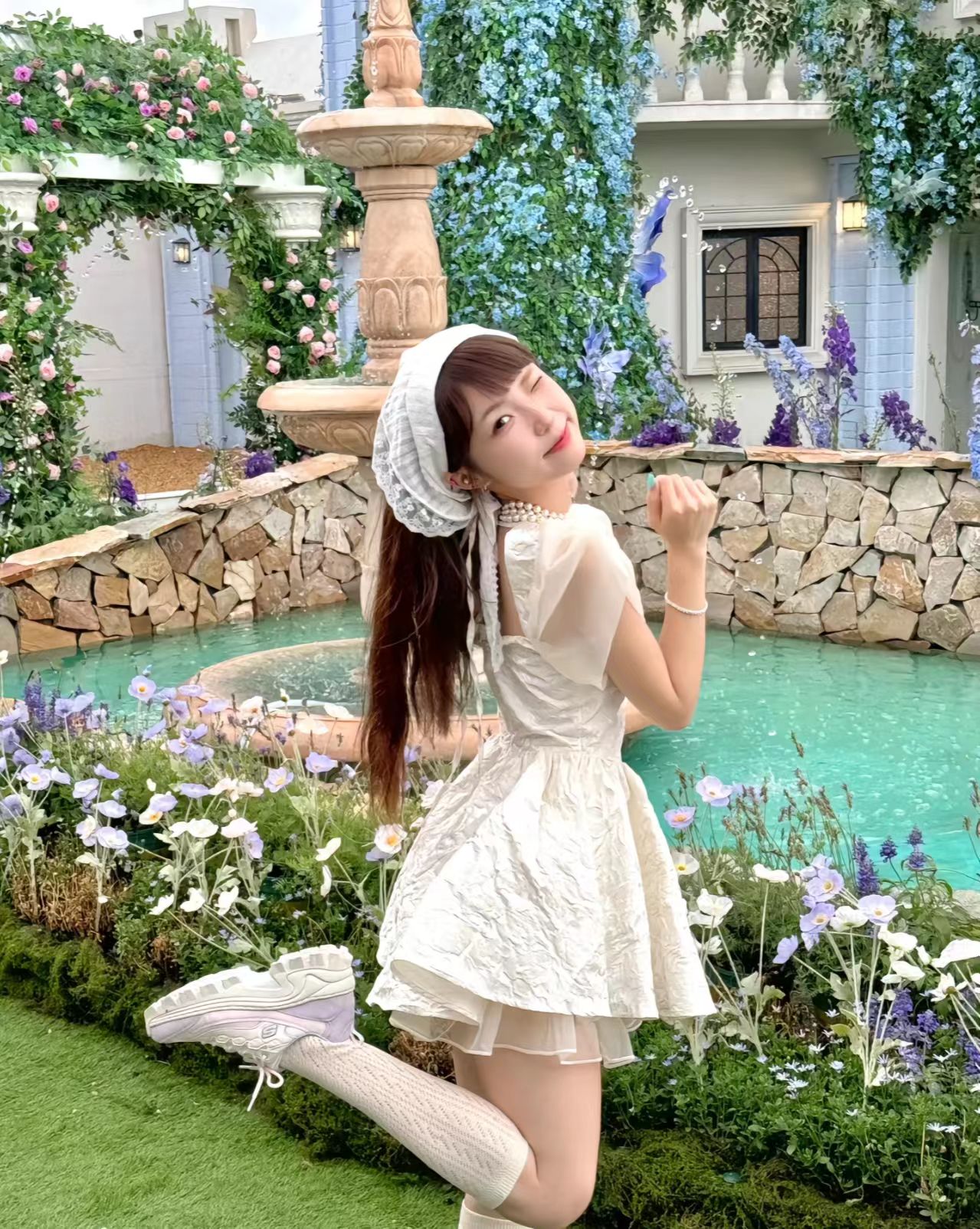 陪玩妹子咚咚以咚咚的照片1