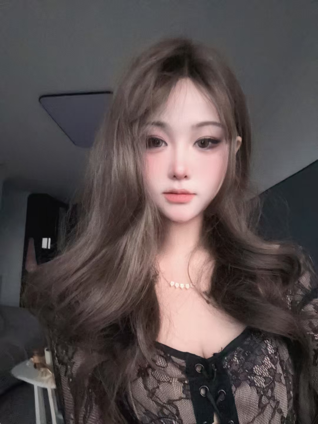陪玩妹子绿箩ಡω人美声甜的照片2