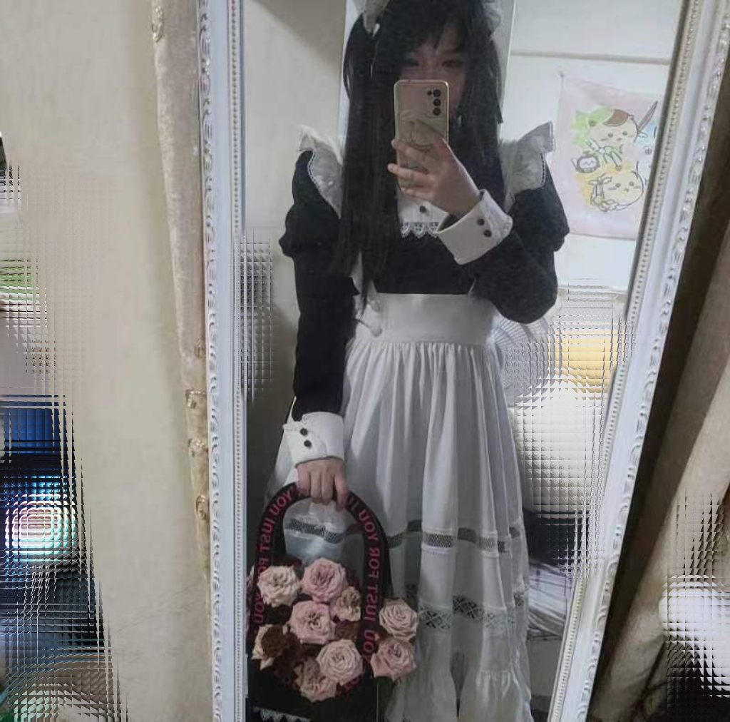 陪玩妹子小希要开心的照片3