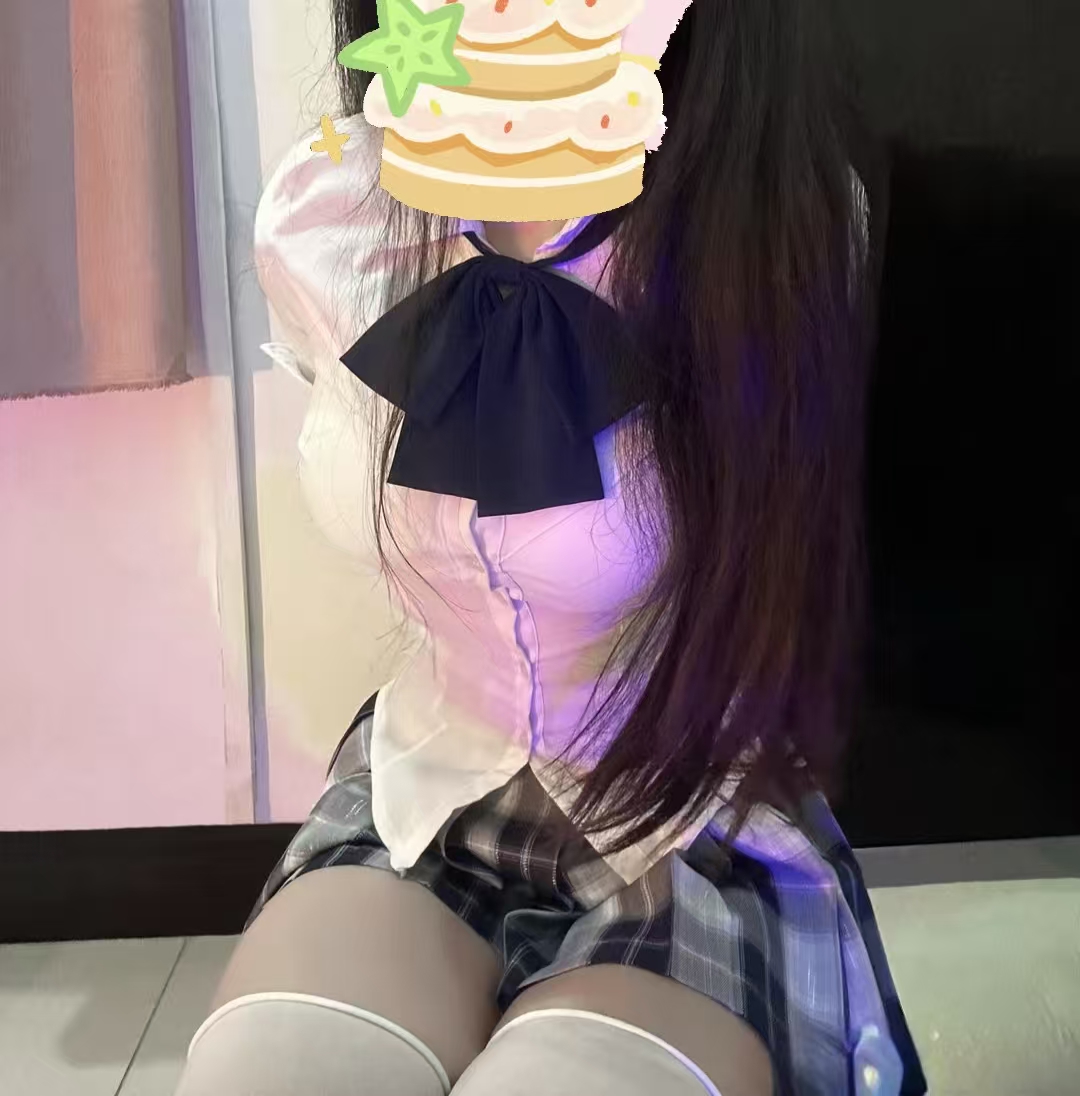 陪玩妹子勾走哥哥的心的照片1