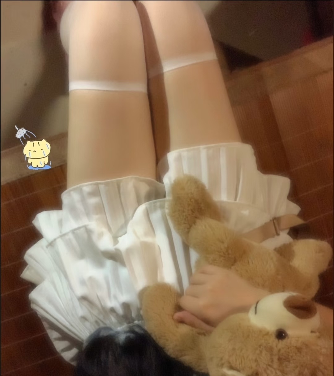 陪玩妹子艺优紫紫的照片1