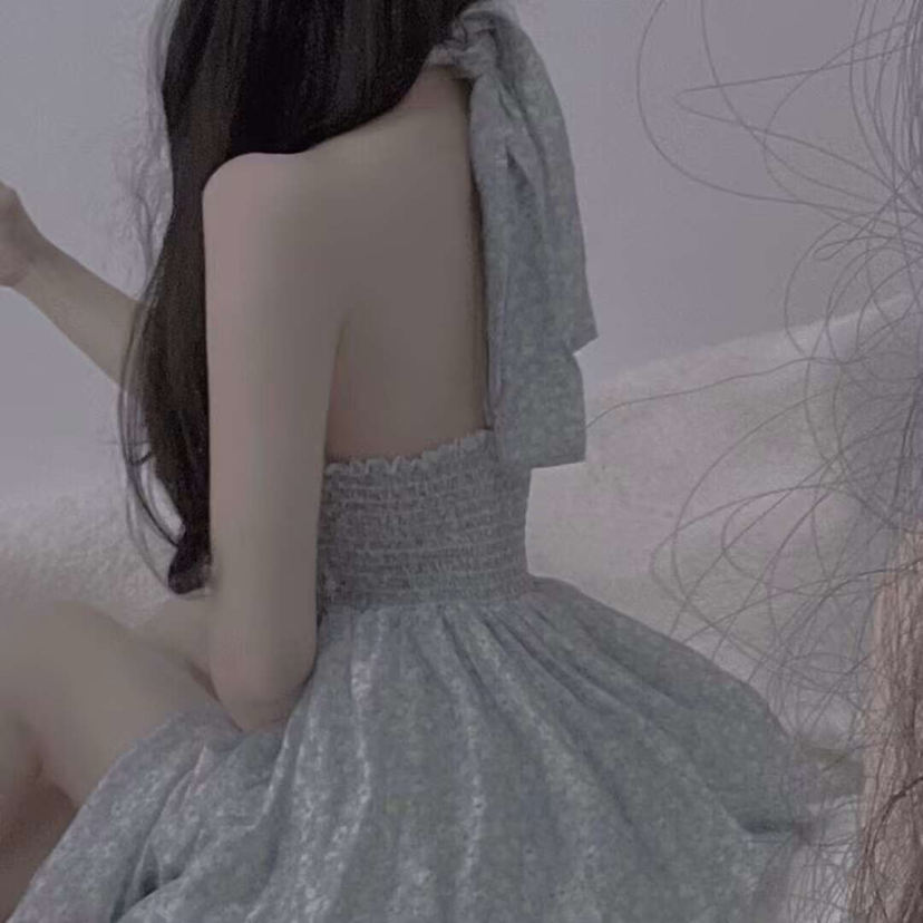陪玩妹子YM-清鸢鸭的照片1