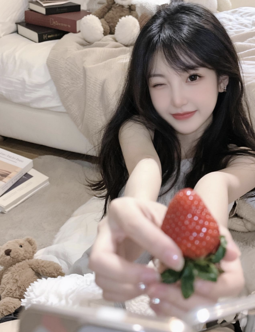 陪玩妹子Tღ乔七的照片1