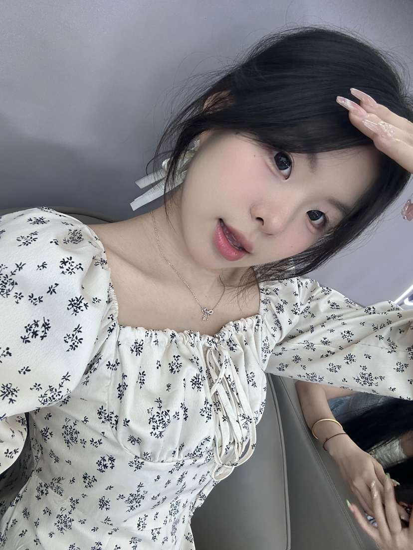 陪玩妹子客浔的照片1