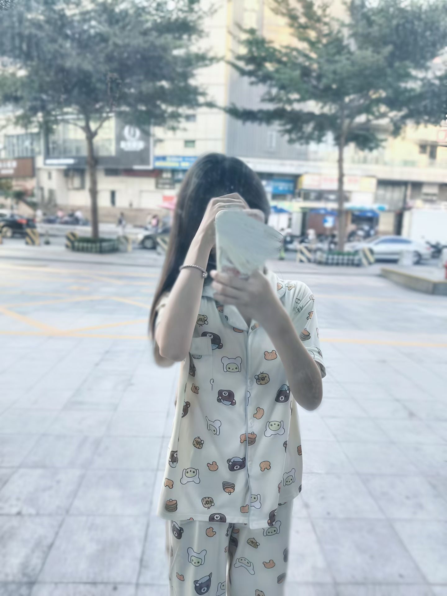 陪玩妹子乖点我就训你的照片3