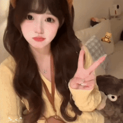 陪玩妹子玲儿ﻬ超白的照片1