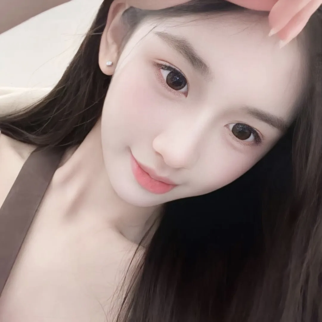 陪玩妹子楚酿的照片1