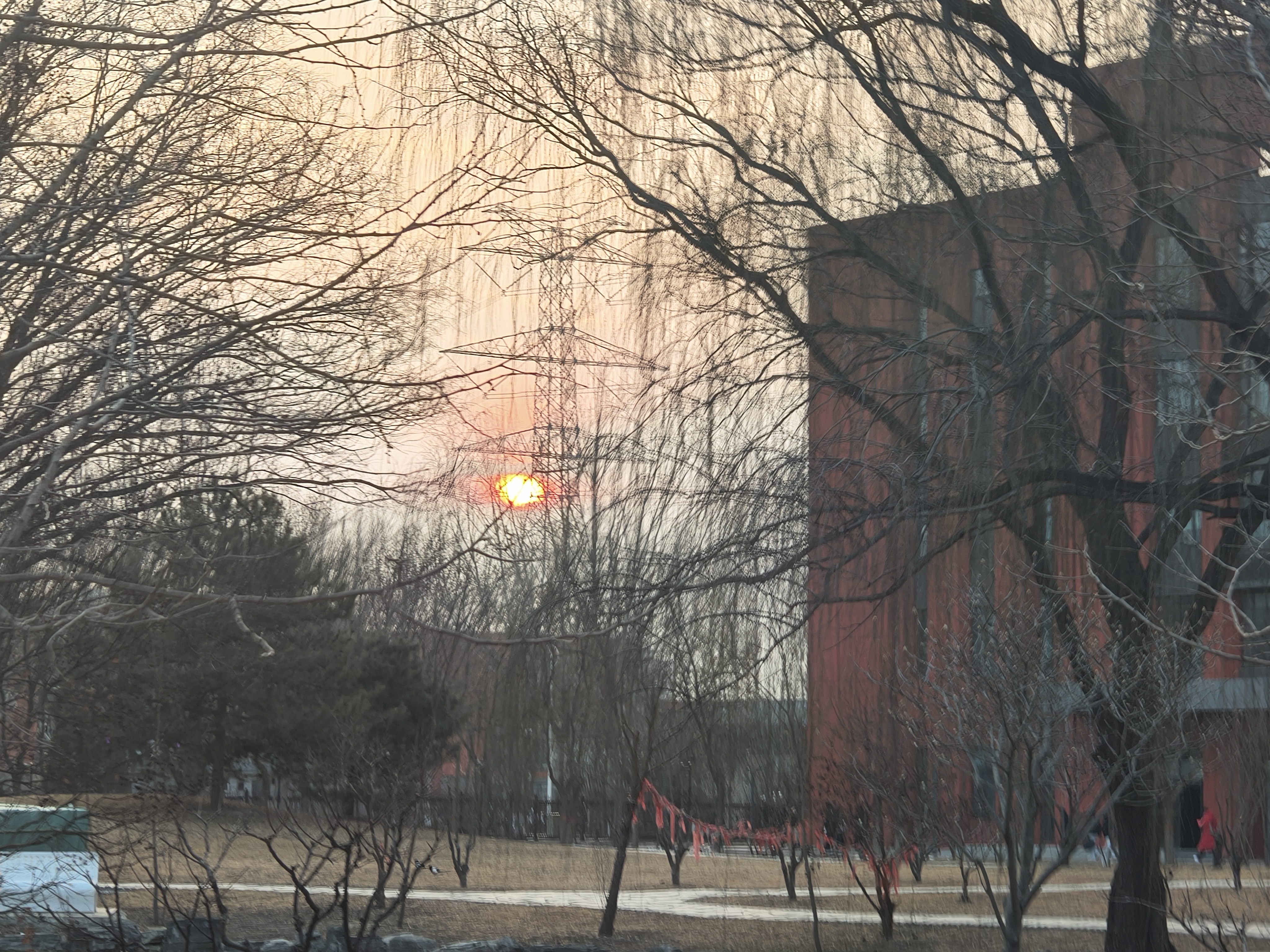 陪玩妹子奕辰(冰美式版)的照片2