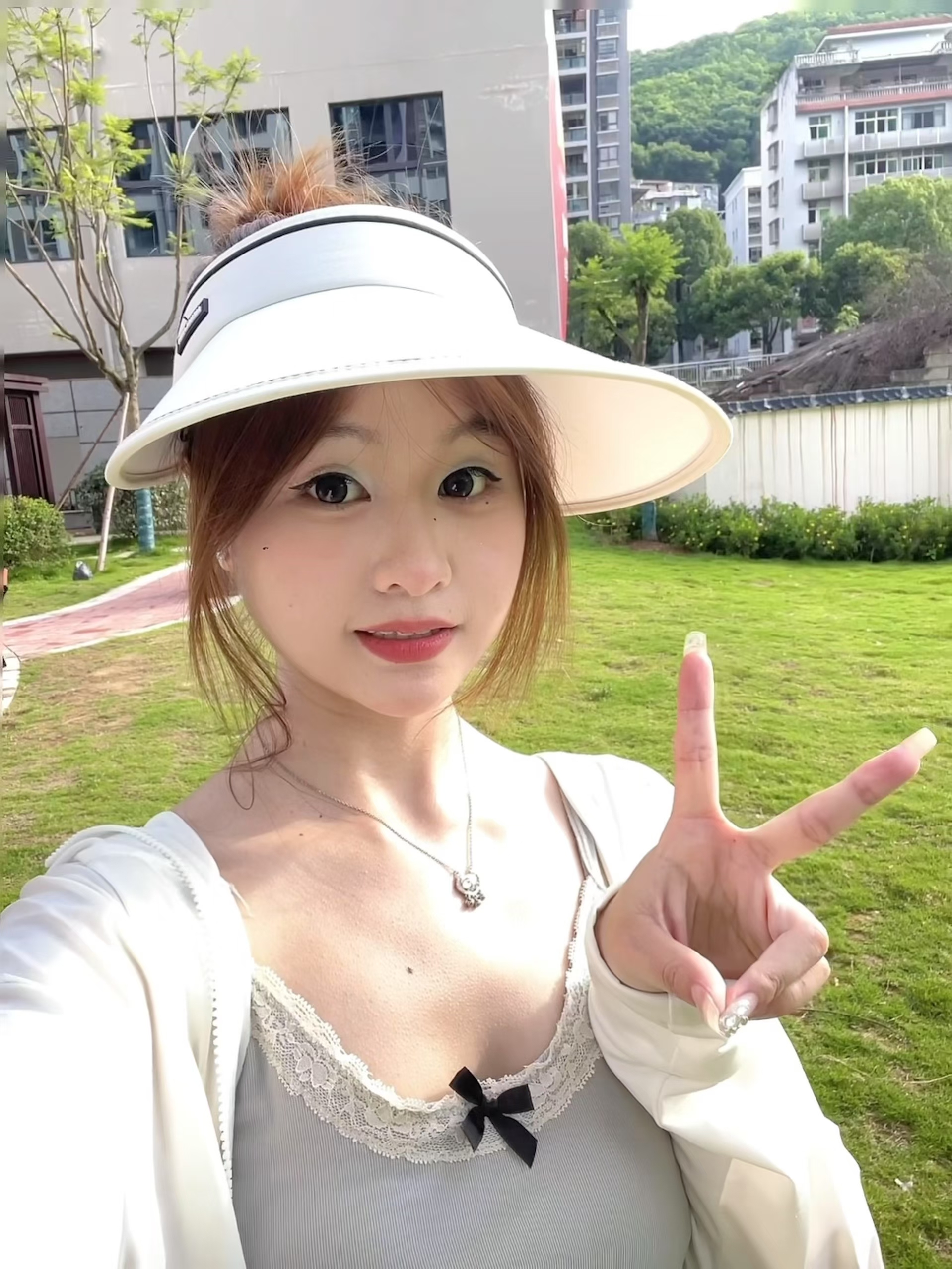 陪玩妹子少女淇淇的照片2