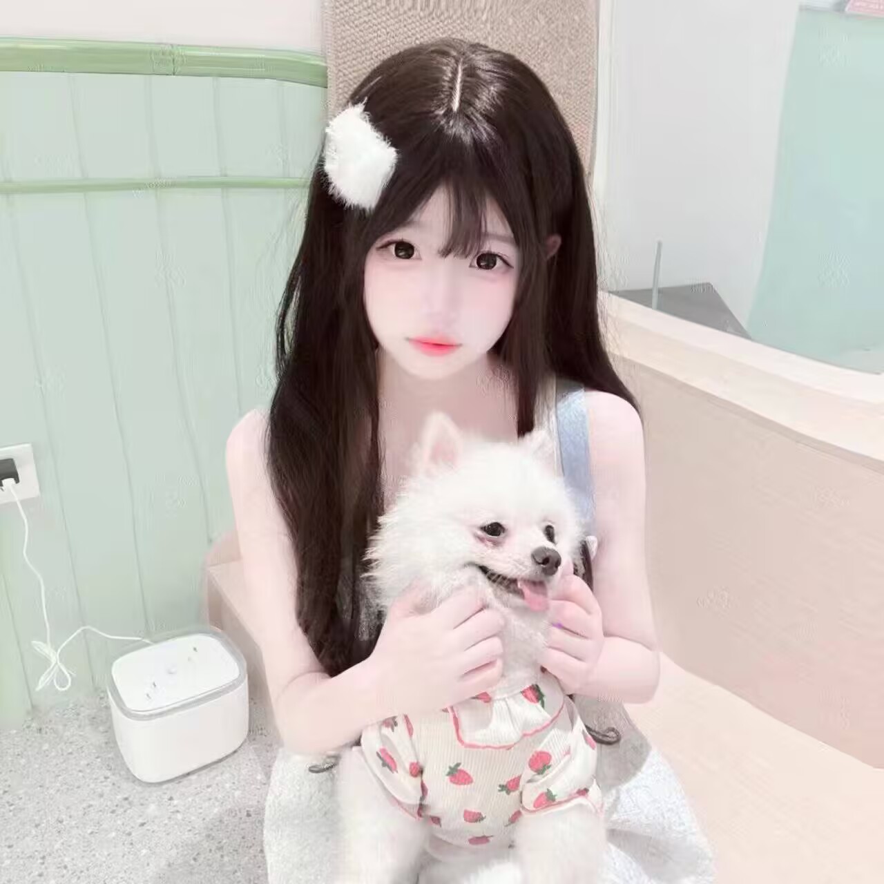 陪玩妹子奶糖的秋秋的照片1