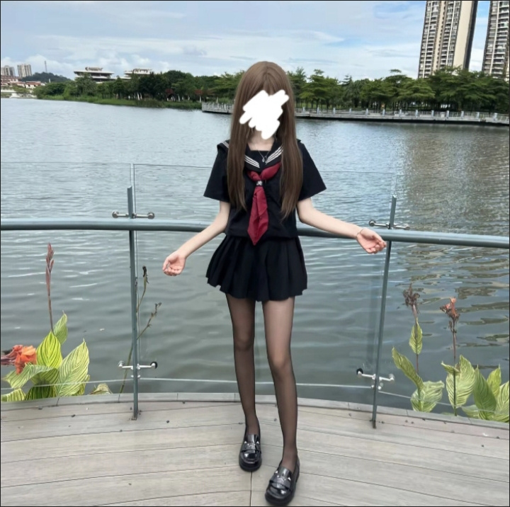 陪玩妹子⁺ʚ冉><冉ɞ⁺的照片1