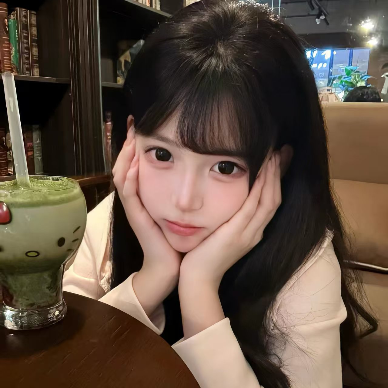 陪玩妹子珊迪ovo659的照片1