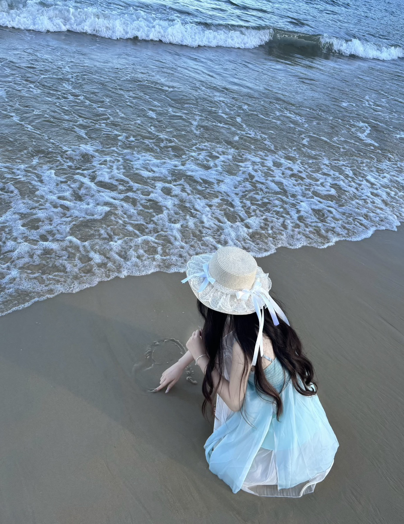 陪玩妹子屿棠的照片2