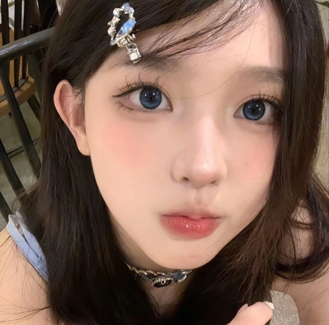 陪玩妹子忆霜的照片1