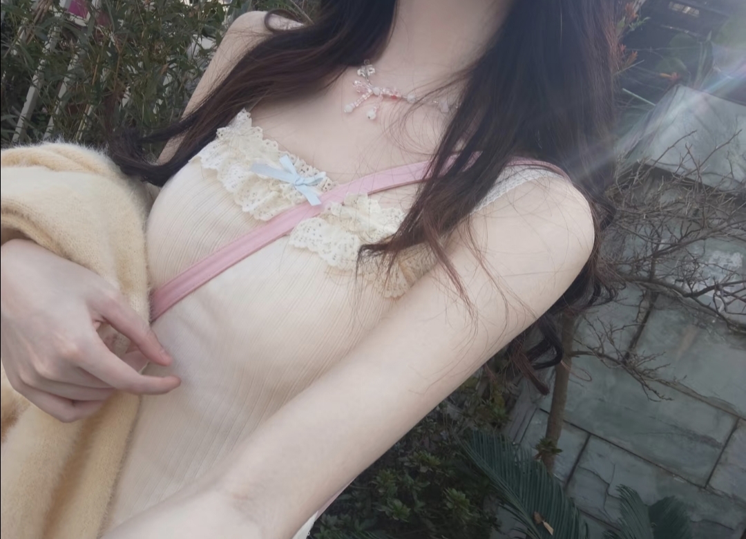 陪玩妹子じℳ迷糊桃的照片1